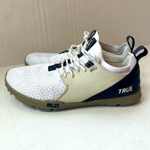 TRUE LINKSWEAR  GOLF SHOES MEN’S WHITE/ NAVY . Size 8,5